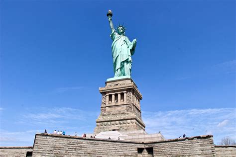 Combien Pèse La Statue De La Liberté - Visiter la Statue de la Liberté et Ellis Island - Planete3w