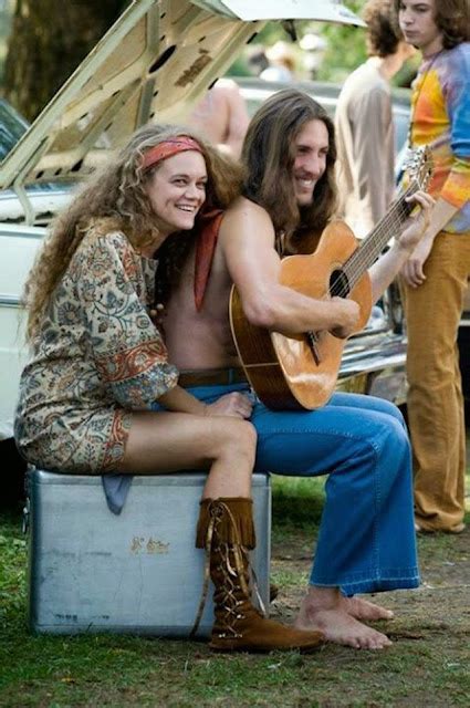 Girls Of Woodstock The Best Beauty And Style Moments From
