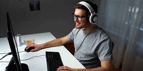 Element works well for gaming, group chats, study groups, and anything else you. The Best Free Voice Chat Apps for Gaming | MakeUseOf
