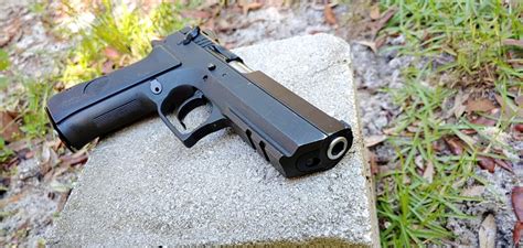 The Jericho Pistol — Israels All Steel Cz 75 The Mag Life