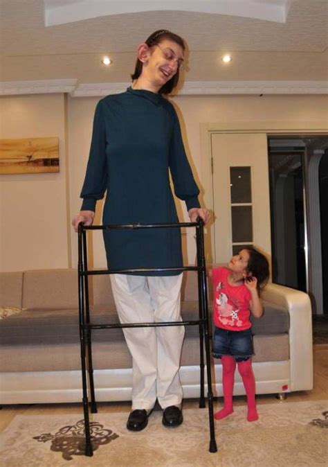 Top 12 Most Tallest Womens In The World Updated List