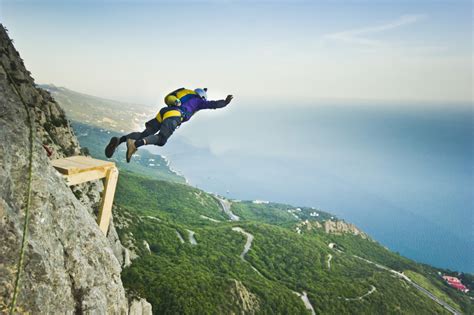 Parachute Failure Causes Death Of Fearless Jumper Headline Reporter