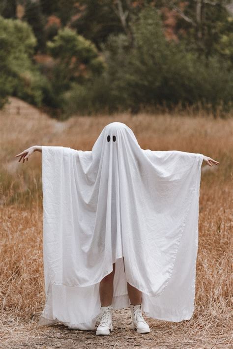 Ghost Trend 2020 Halloween Tiktok Trend Ghost Photoshoot Ghost Trend