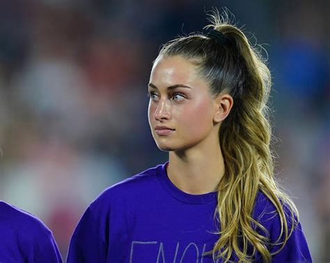 Revealed Top 10 Most Beautiful Female Footballers At The Fifa Womens