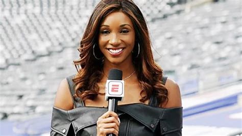 Maria Taylor Espns Maria Taylor Shares Disturbing Racist Message A