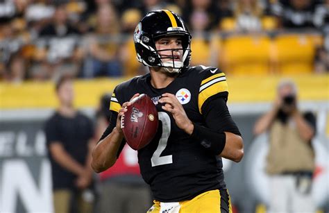 Pittsburgh Steelers QB battle: Is there an argument to keep all four?