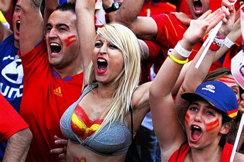 Beautiful Football Fans Spotted At The World Cup World Cup Hot