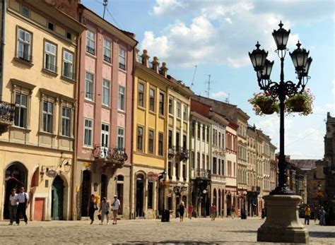 Seguire le news della tua città. Visitare Lviv in Ucraina