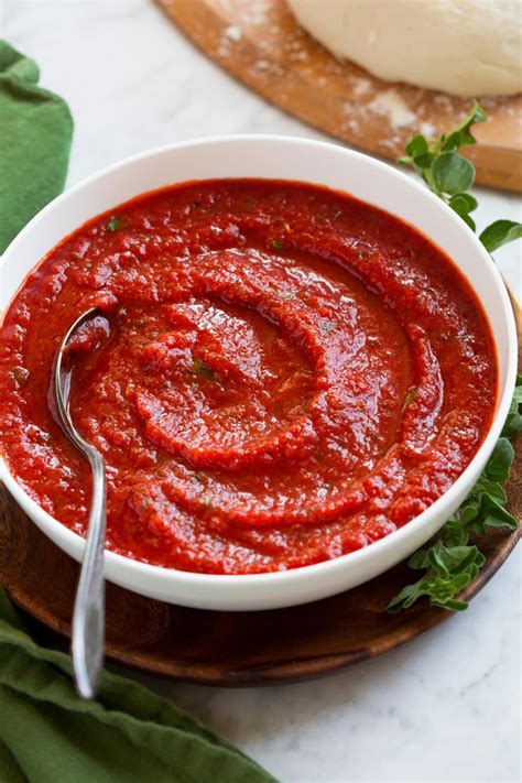 The Best Easy Pizza Sauce Made With A Few Simple Ingredients Quick