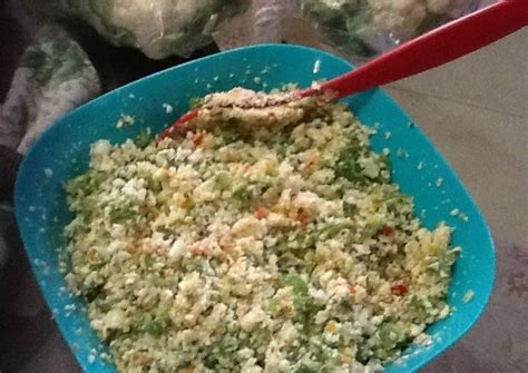 Los floretes de coliflor se colocan dentro del vaso de la thermomix y se pica 5 segundos a velocidad 5. Arroz de coliflor crudivegano | Receta | Arroz de coliflor ...