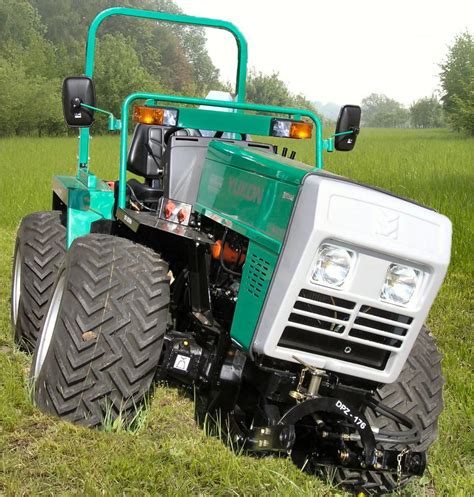 W 5000 Yukon Articulated Utility Tractor High Performance Tractors