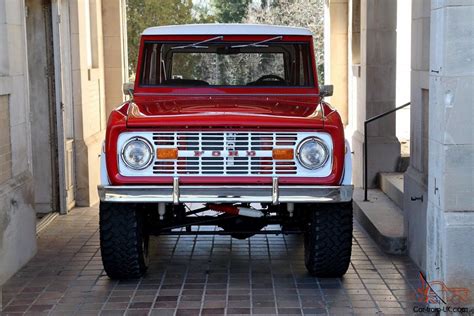 Exceptional Early Bronco Show Quality Frame Off Restoration V8 Auto