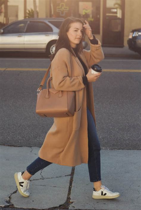 Full details on the pattern, wool and links to the individual video sections available on our website Lilly & Grant - Page 2 - A Style + Fashion Guide Written ...