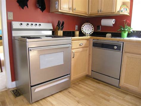 Not any kind of paint is suited for this project and there are some preparations to be done in order to make the repainting a successful one. 5 DIY Stainless Steel Kitchen Makeovers On The Cheap - Do ...