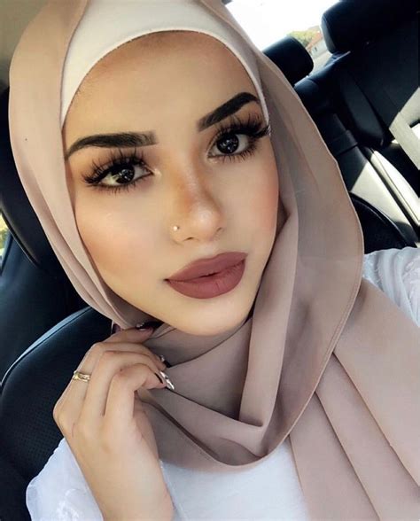 Loubna Meron Beautiful Muslim Women Beautiful Hijab Hijab Dress Hijab Outfit Hijab Makeup