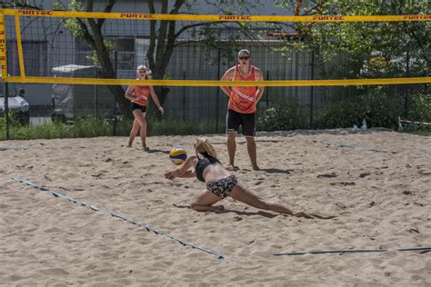 Beachvolleyball HVV B Frauen Männer MIX Turnier Volleyball