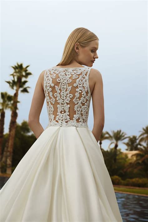 Cosmobella Wedding Dress Style 8030