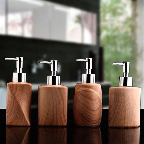 Fashion Ceramic Creative Wood Grain European Garden Soap Dispenser