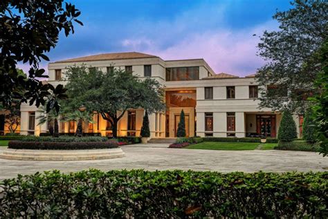 Luxurious Home Located In Houston Texas Usa In 2022 Luxury Homes
