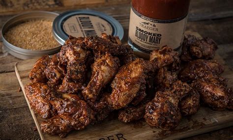 Heat the oil in a large skillet or deep fryer to 375 degrees f (190 degrees c). Top 10 Chicken Wing Recipes | Traeger Grills