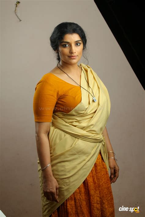 Hot Images Of Hot Mallu Garam Bhabhi Reshma Hot Devika Hot Boob Press Hot Actress