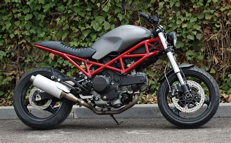 Ducati monster 900 cafe racer, radical ducati 9 asphalt rubber. CafeRacerDreams: Ducati 695 by Cafe Racer Dreams. Esencia ...