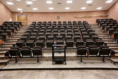 Lecture Hall Renovation Complete At Lcc Lamar Cc