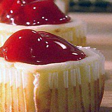 Remove the cake from the oven and cool for 10 minutes. Paula Deen's Easy Mini Cherry Cheesecakes Recipe | Recipe ...