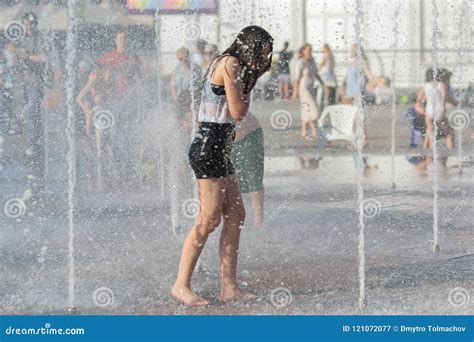 Girl Bathe In The Fountain In Hot Day Editorial Photography Image Of