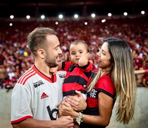 Éverton ribeiro, 32, from brazil clube de regatas do flamengo, since 2016 attacking midfield market value: Marília Nery revela detalhes da vida com Everton Ribeiro