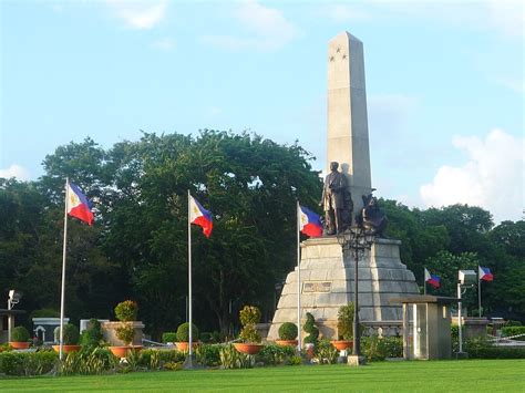 Miranda Rizal Park By Day My World Tuesday