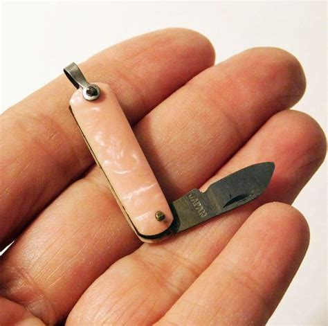 Vintage Very Tiny Mini Pocket Knife Made In Japan Pink And White