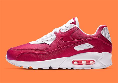 Nike Air Max 90 Womens Hyper Crimson 881105 800