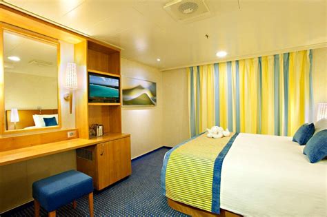 Once you get on board the ship money is no longer needed so you can tuck your wallet and other valuables in your room safe. Pin on Different types of vacation ideas