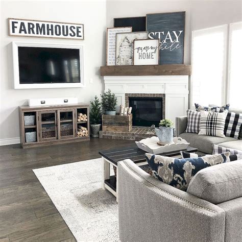 Awesome Farmhouse Living Room Idea 36 Renewing The Home Home