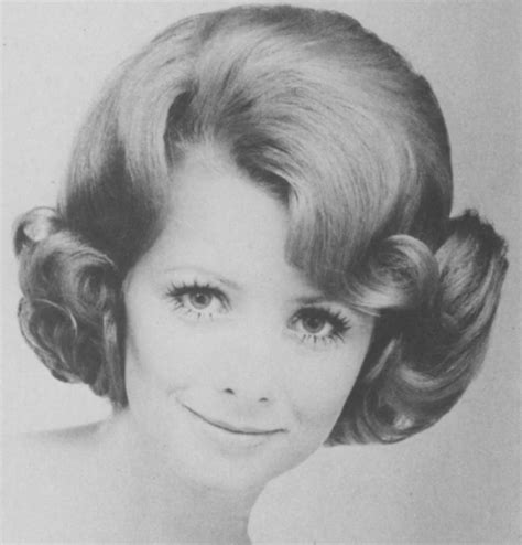 50s Hairstyles Vintage Hairstyles Womens Hairstyles 1960s Hair Hair Brained Bouffant Hair