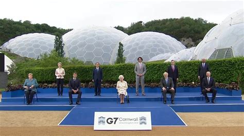 Enjoying Yourself Queen Elizabeth Gets Laugh From G7 Leaders In Cornwall Video Ruptly