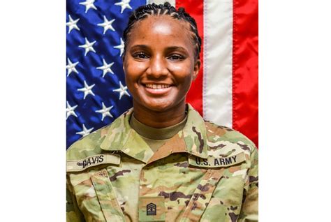 Cadet Of The Week Ka Leah Davis Article The United States Army