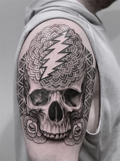my new grateful dead inspired piece done by nick fierro of algorithm tattoo and fine arts in east