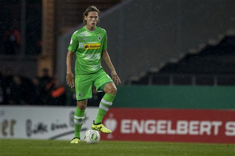 Jannik vestergaard has quickly established himself as a lynchpin of the borussia mönchengladbach defence, but despite his great height, he has tasted lows on his way there. Jannik Vestergaard to return to Werder Bremen in January?