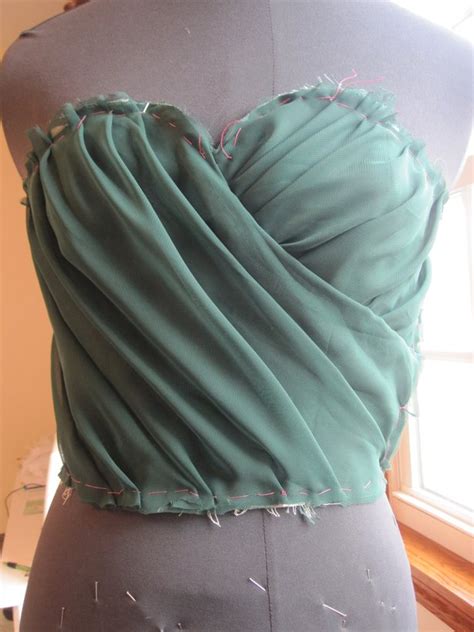 Grosgrain Tutorials 17 A Novice Guide To Draping