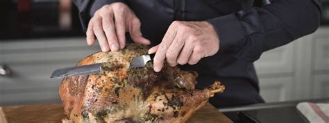 Chef gordon ramsay shows us yet again how to prepare this delicious christmas turkey with gravy. Turkey Gravy with Cider & Walnuts Recipe | Gordon Ramsay ...