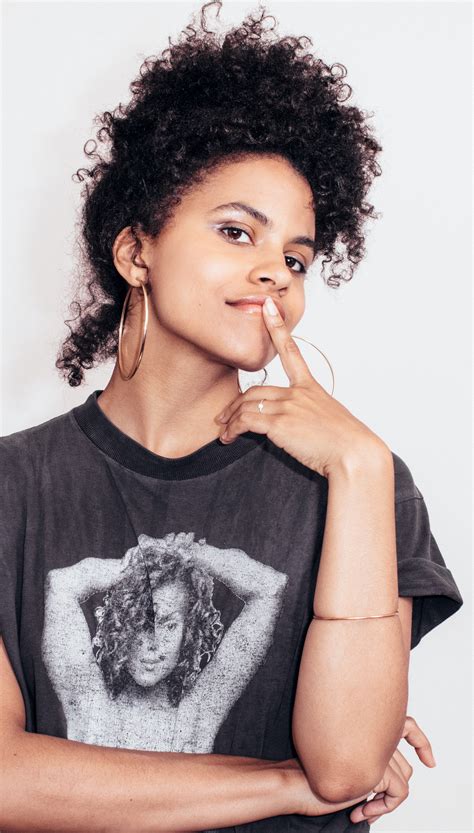 deadpool 2 will make zazie beetz super famous here s why that makes her so uncomfortable