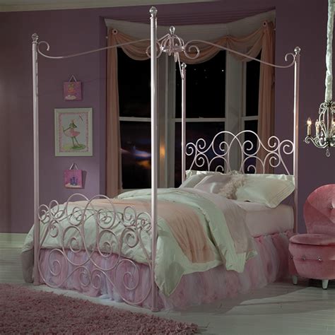 Toddler bedding set junior duvet & cover pillow & case 4 in 1 girls boys nursery. 20 Whimsical Girls Full Canopy Beds Fit for a Princess ...