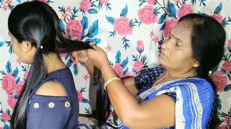 Desi Mom And Girl 20 साल बाद दोबारा से ये हो रही है🤗 Indian Girl Chumki Youtube