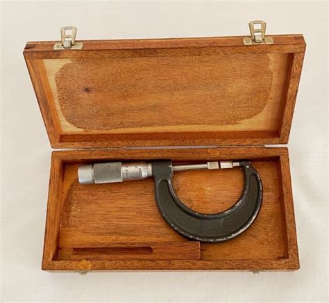 Brown And Sharpe 0 1 Blade Micrometer W Case 001 Ebay