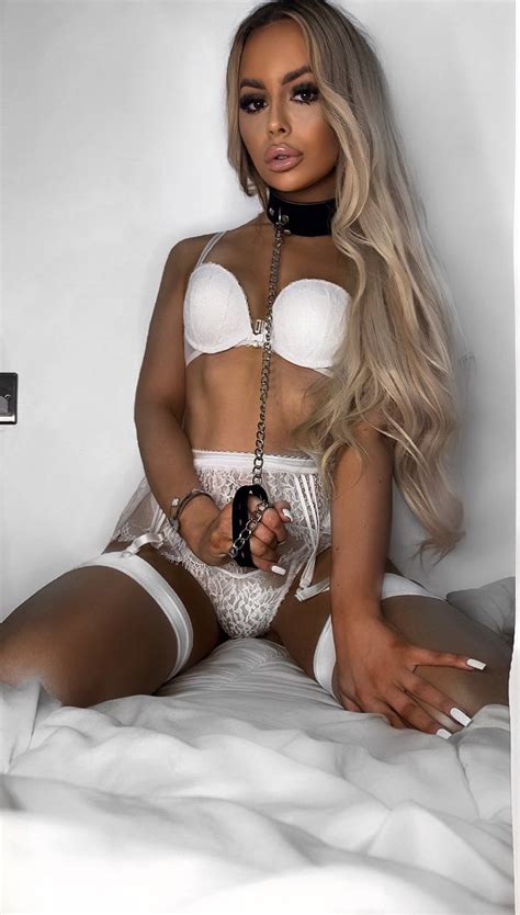 Mollie On Twitter Chains Excite Me Link In Bio Onlyfans