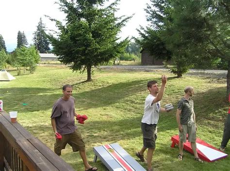 How To Play Cornhole Like A Pro Our Definitive Guide All Gear Lab