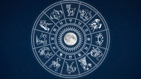 Ramalan Zodiak Besok Selasa 12 Oktober 2021 Libra Tampak Bergairah