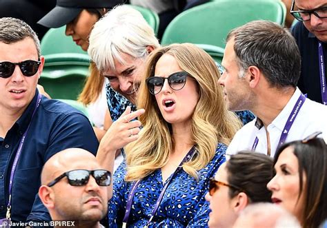 Andy Murray S Wife Kim Murray Pregnant Appearance At Wimbledon Sparks Rumours Daily Mail Online